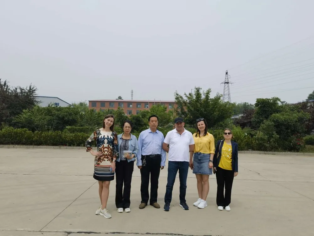 Russian Merchants Visiting The Factory For Negotiation